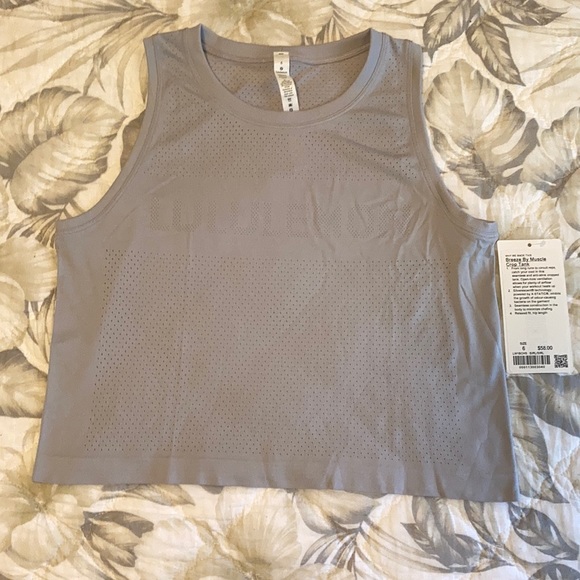 lululemon athletica Tops - Lululemon crop top